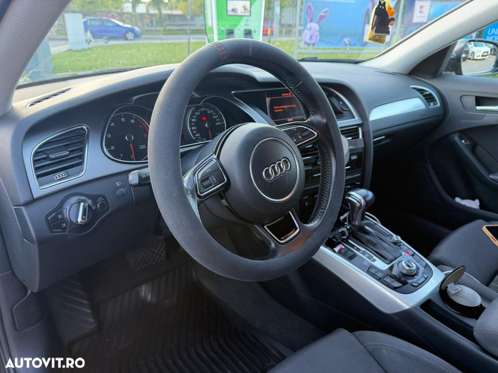 Audi A4 2.0 TFSI quattro S tronic S line Sportpaket - 9