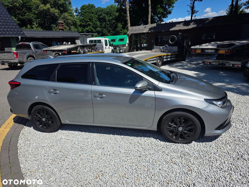 Toyota Auris 1.2 T Dynamic - 9