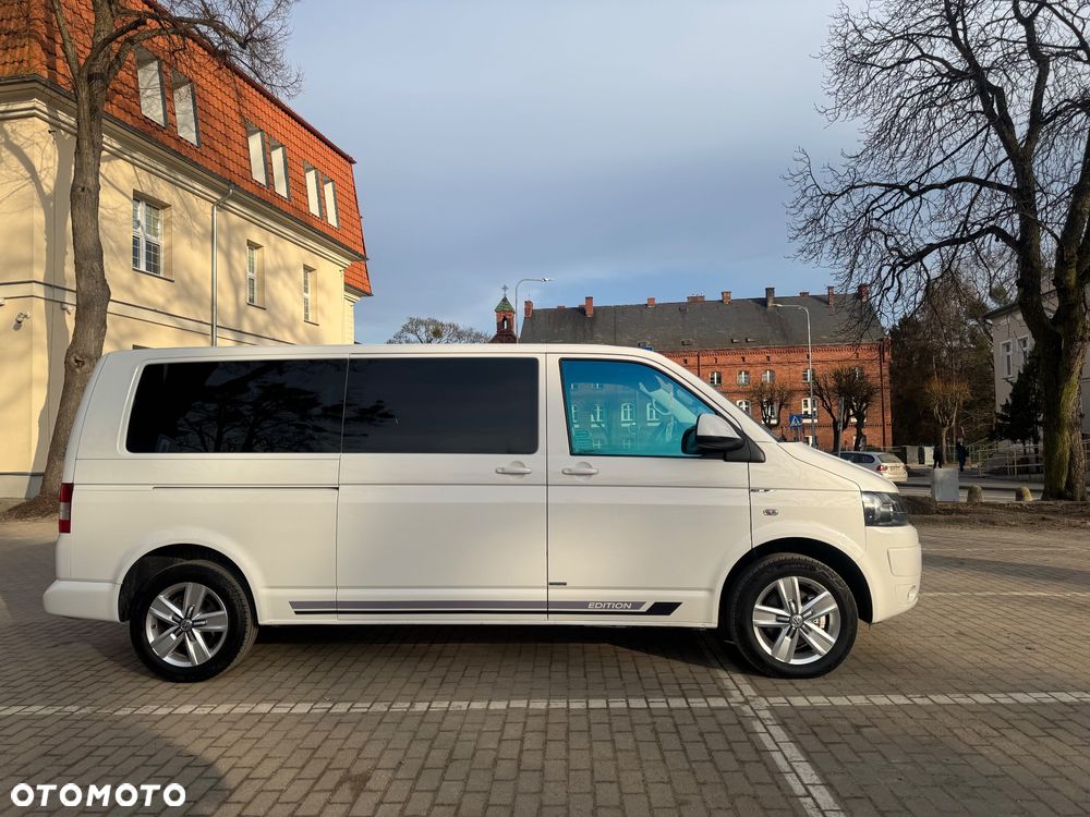 Volkswagen Caravelle - 12