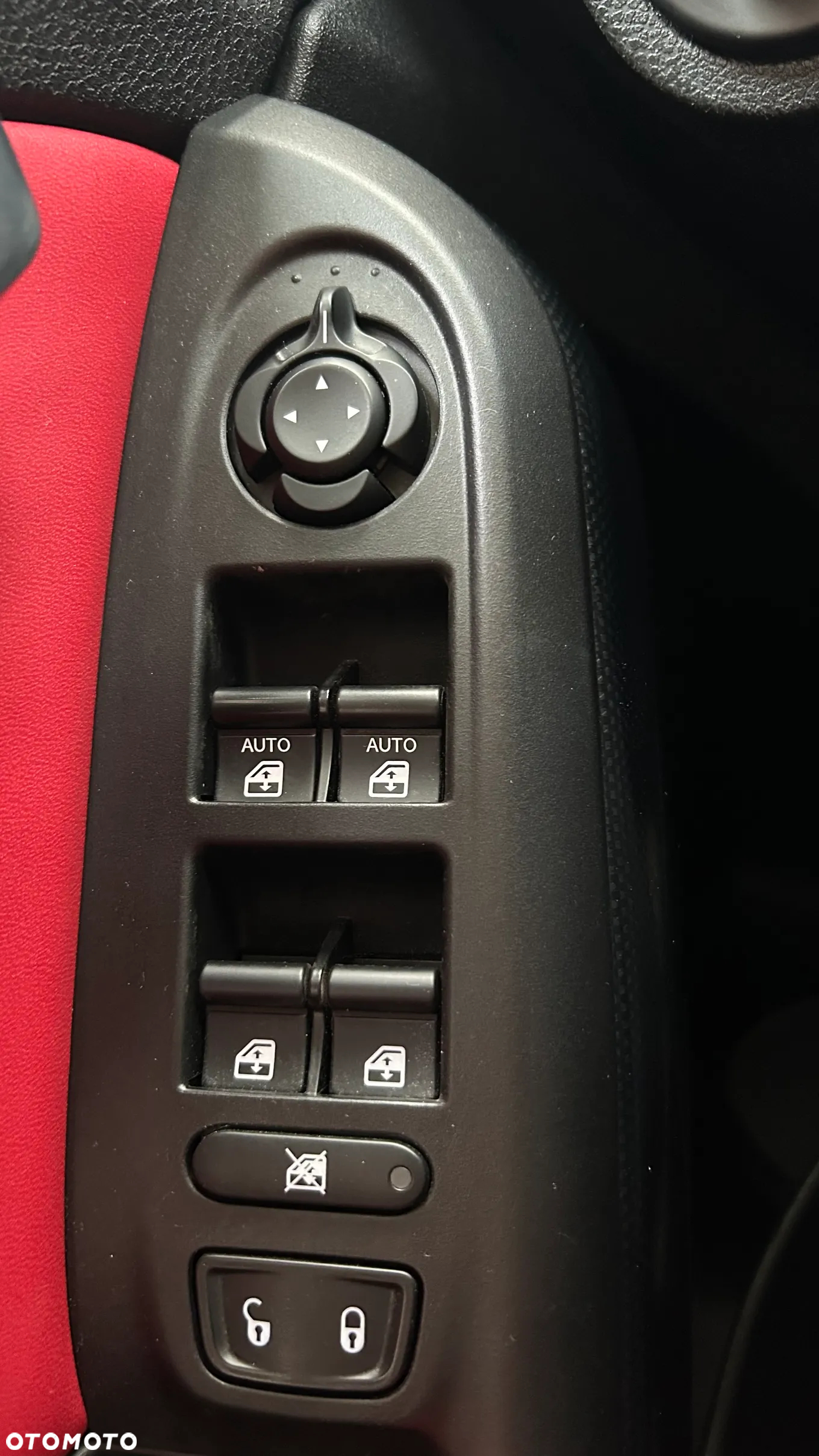 Fiat 500X 1.4 MultiAir Lounge - 23