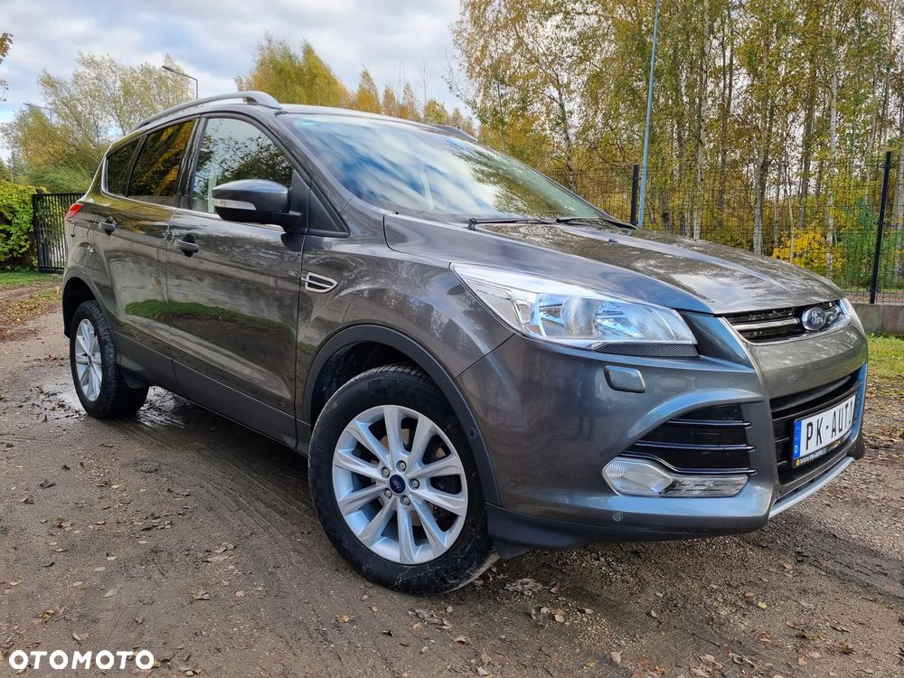 Ford Kuga 1.5 EcoBoost 2x4 Titanium - 36