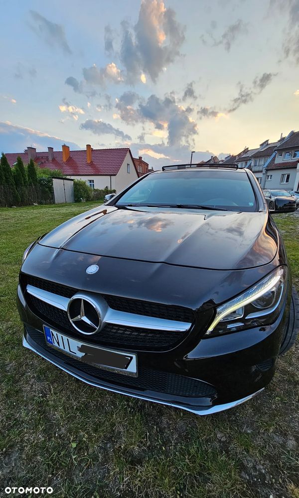 Mercedes-Benz CLA 250 7G-DCT AMG Line - 1