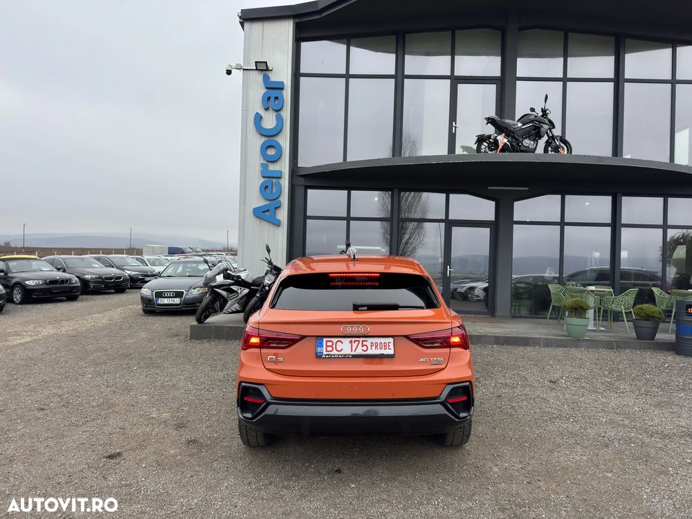 Audi Q3 2.0 40 TFSI S tronic quattro - 8