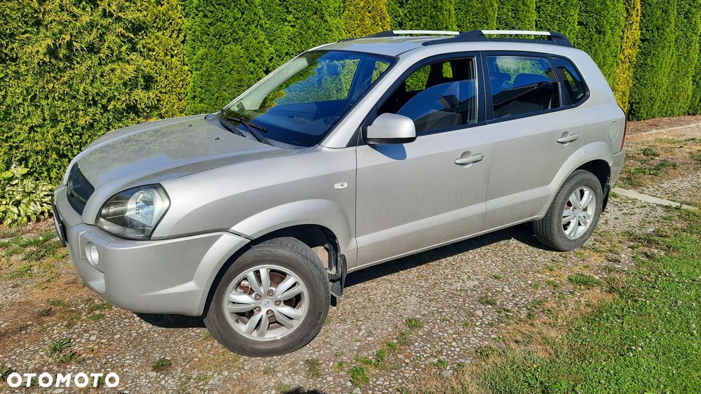 Hyundai Tucson 2.0 Comfort 2WD - 3