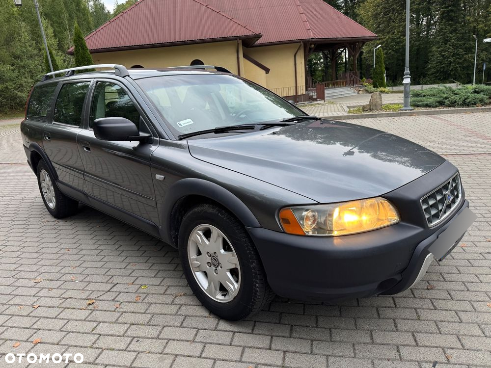 Volvo XC 70 2.4D5 AWD Summum - 2