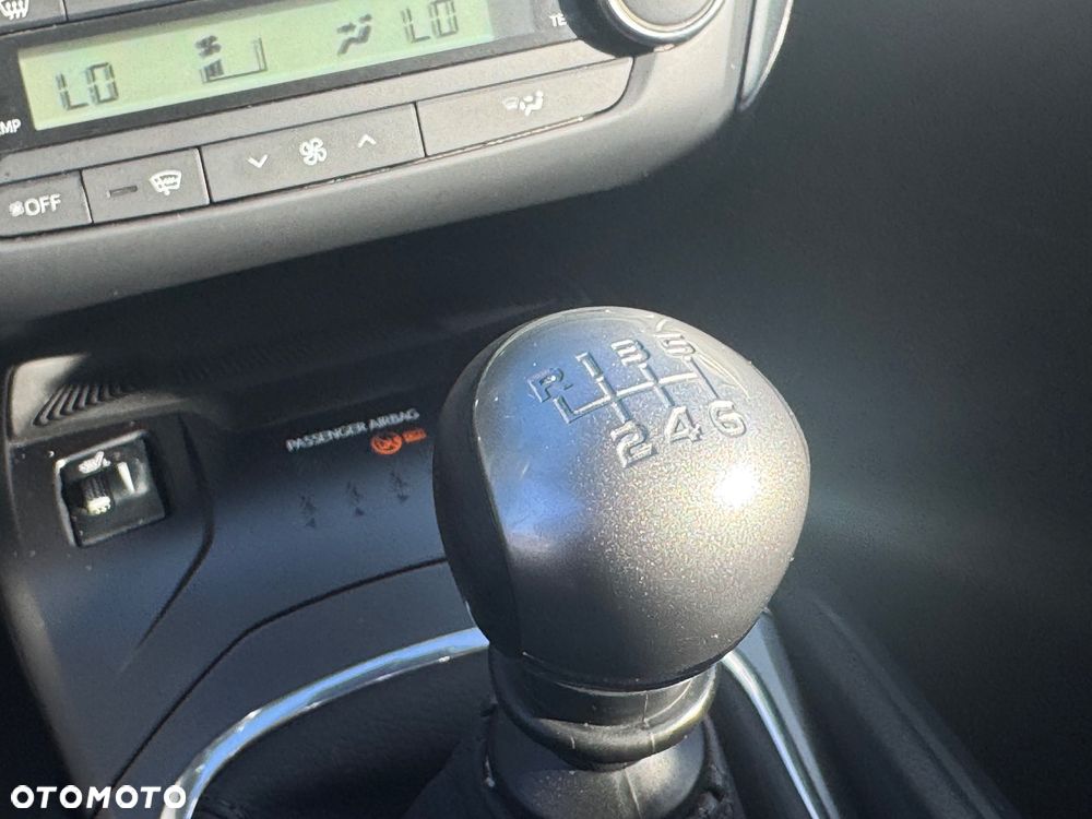 Toyota Avensis 2.0 D-4D Active Business - 31