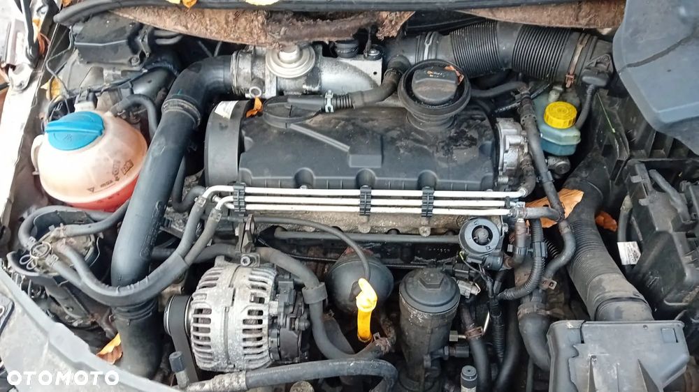 TYLKO CZĘŚCI Skoda Roomster I 5J 1.9 tdi bsw 105KM 77kW 06r-10r Lakier 9202 - 10