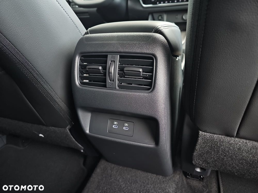 Nissan Qashqai 1.3 DIG-T MHEV N-Connecta Xtronic - 17