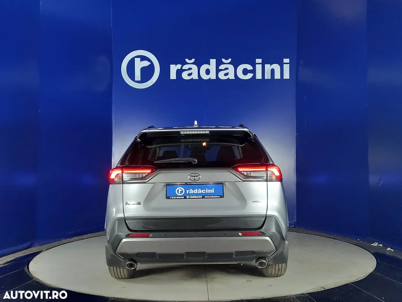 Toyota RAV4 - 4