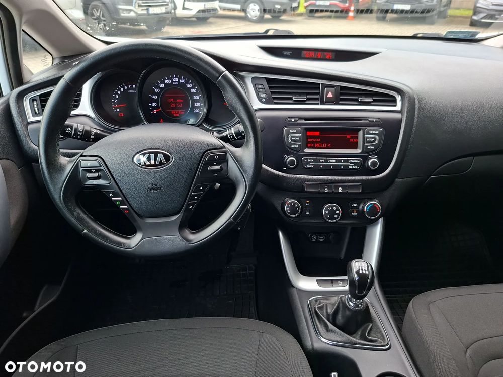 Kia Ceed 1.4 S - 28