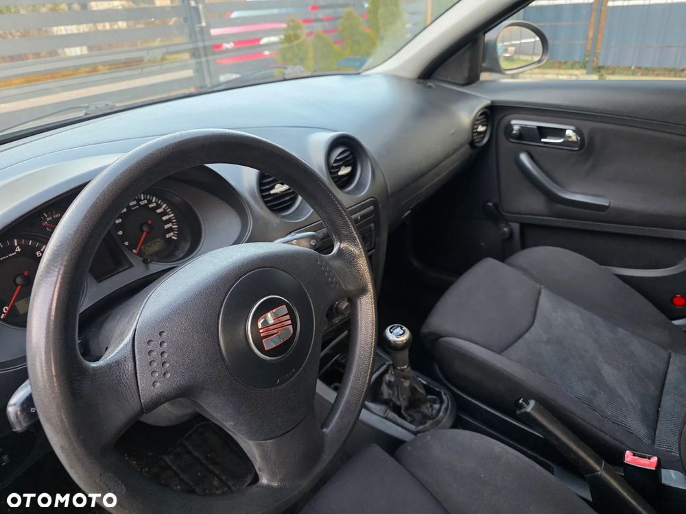 Seat Ibiza 1.4 16V Stylance - 6