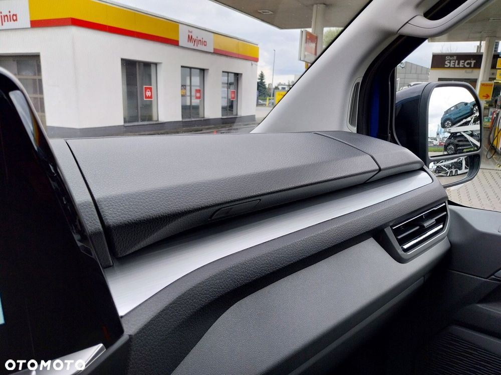 Volkswagen Caravelle Life silnik: 2,0 l TDI 150 KM / skrzynia biegów: 8-biegowa automatyczna rozstaw osi: 3500 mm - 28