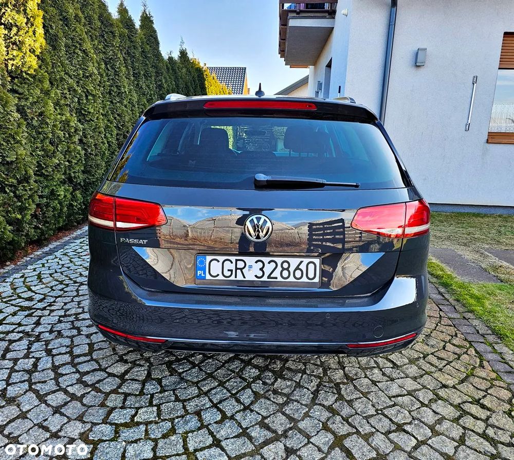 Volkswagen Passat - 26