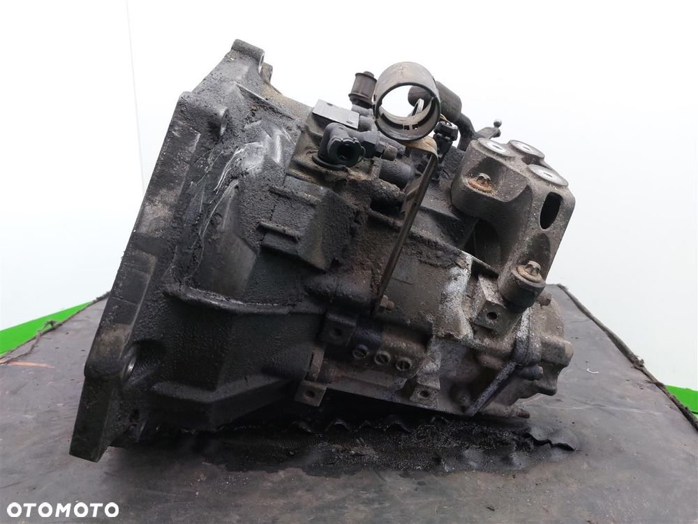 Skrzynia biegów Manualna Opel Signum VECTRA C 2.2DTI 125KM 13101871 C51189 - 2