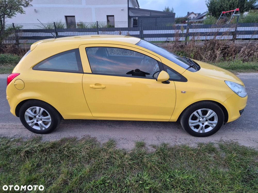 Opel Corsa - 4