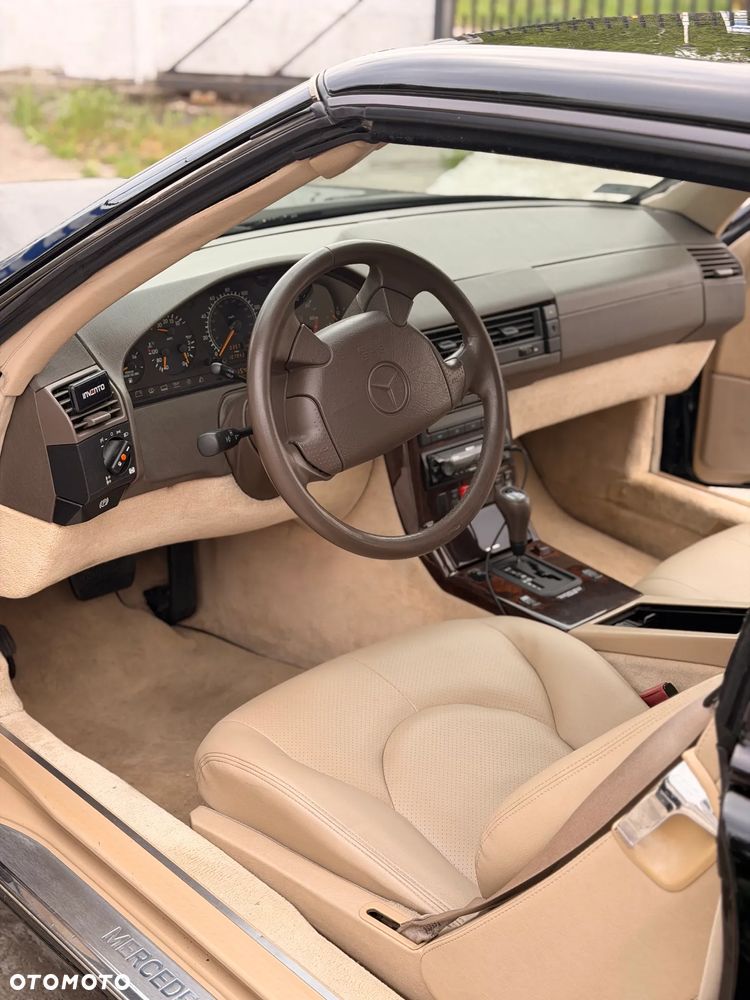 Mercedes-Benz SL - 10