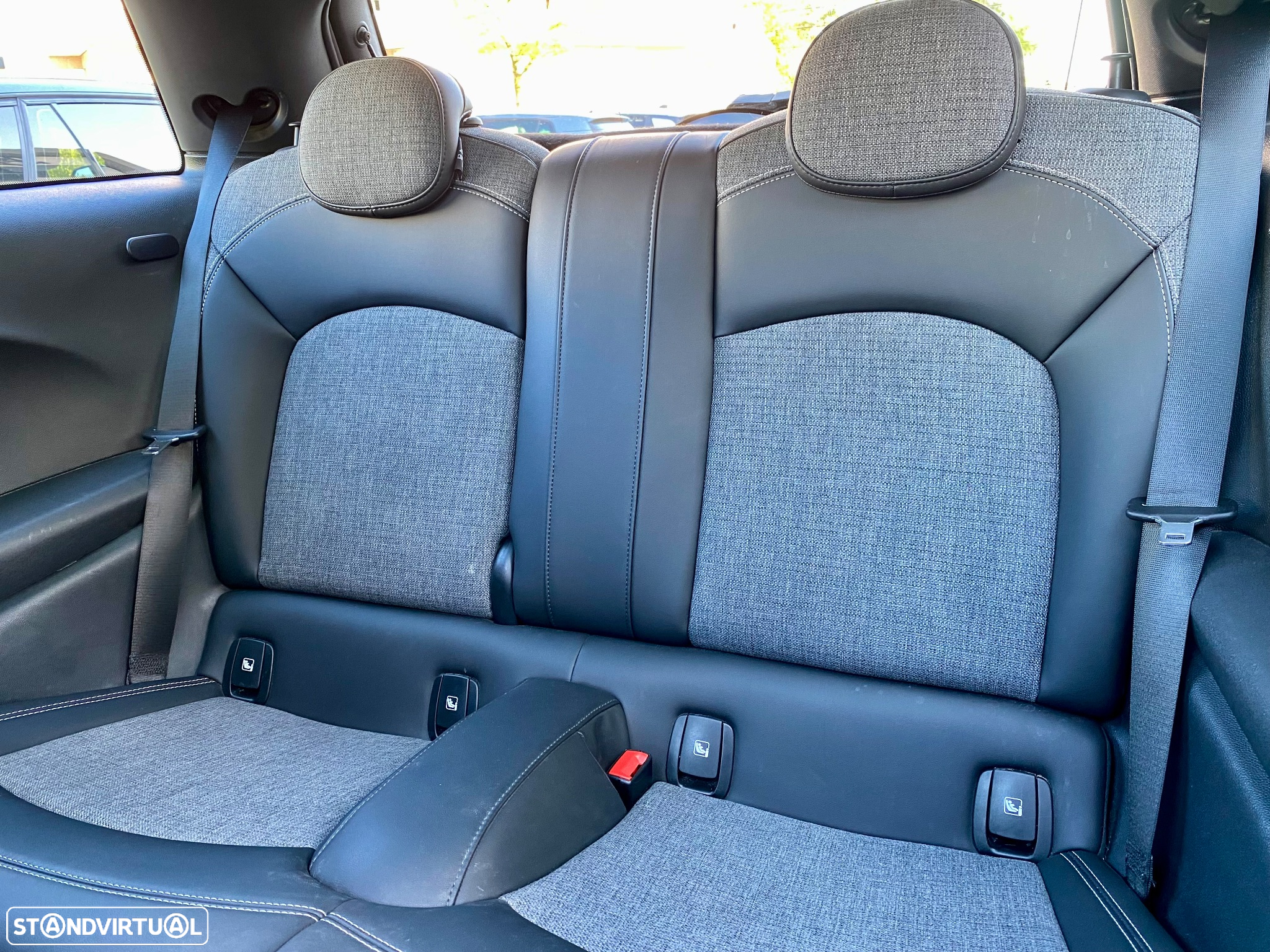 MINI 3 Portas Cooper SE Collection 2021 - 16
