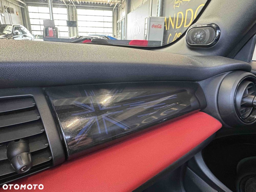 MINI John Cooper Works - 23