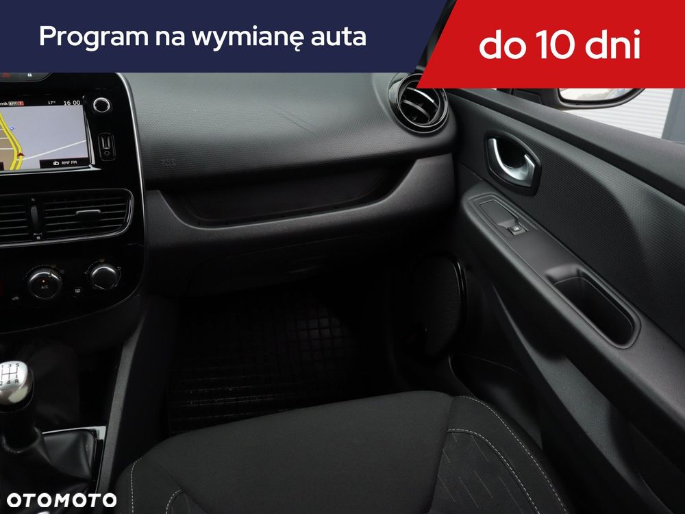 Renault Clio - 10