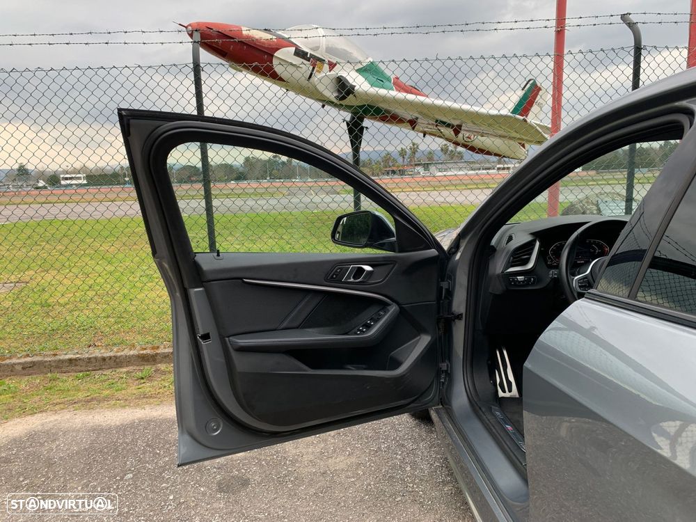 BMW 116 d Pack Desportivo M Auto - 31