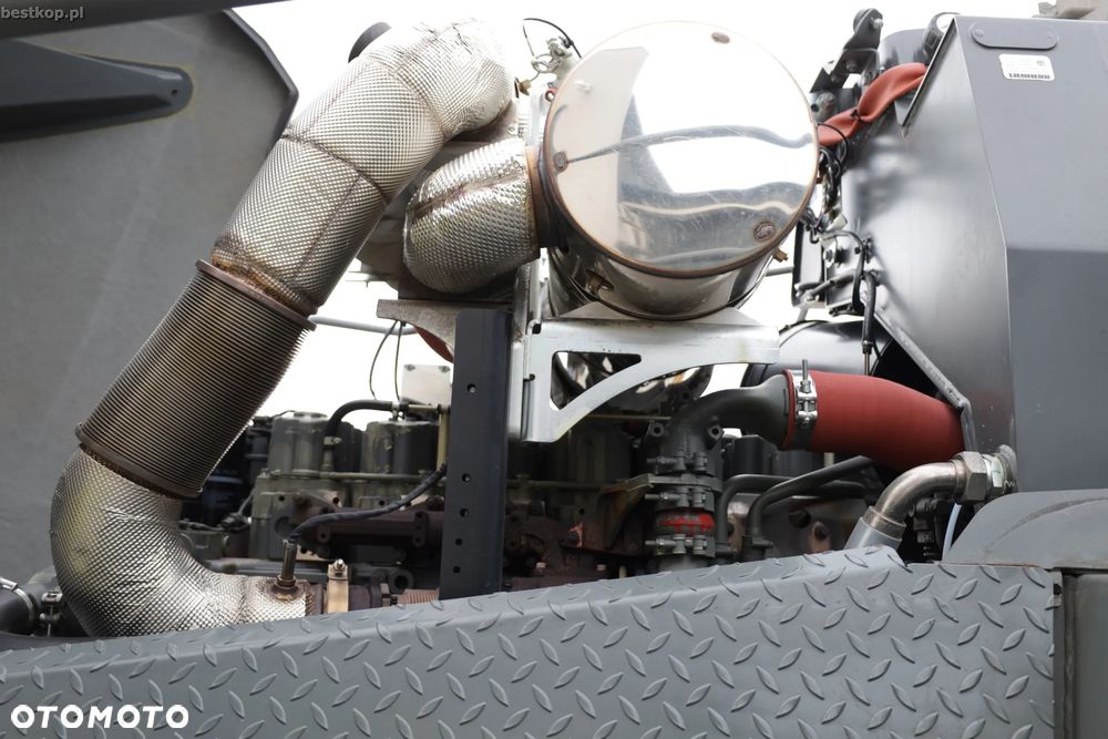 Liebherr L566 XPower - 38