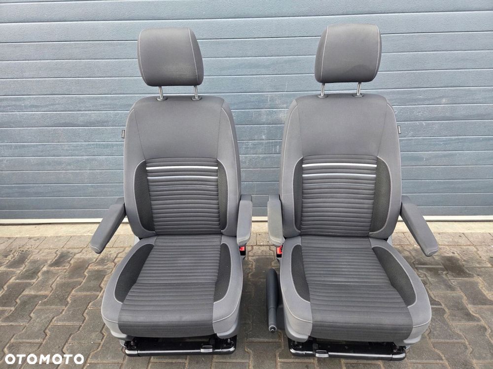 VW T5 T6 fotel kierowcy przód elektrycznie regulowany CUP - 1