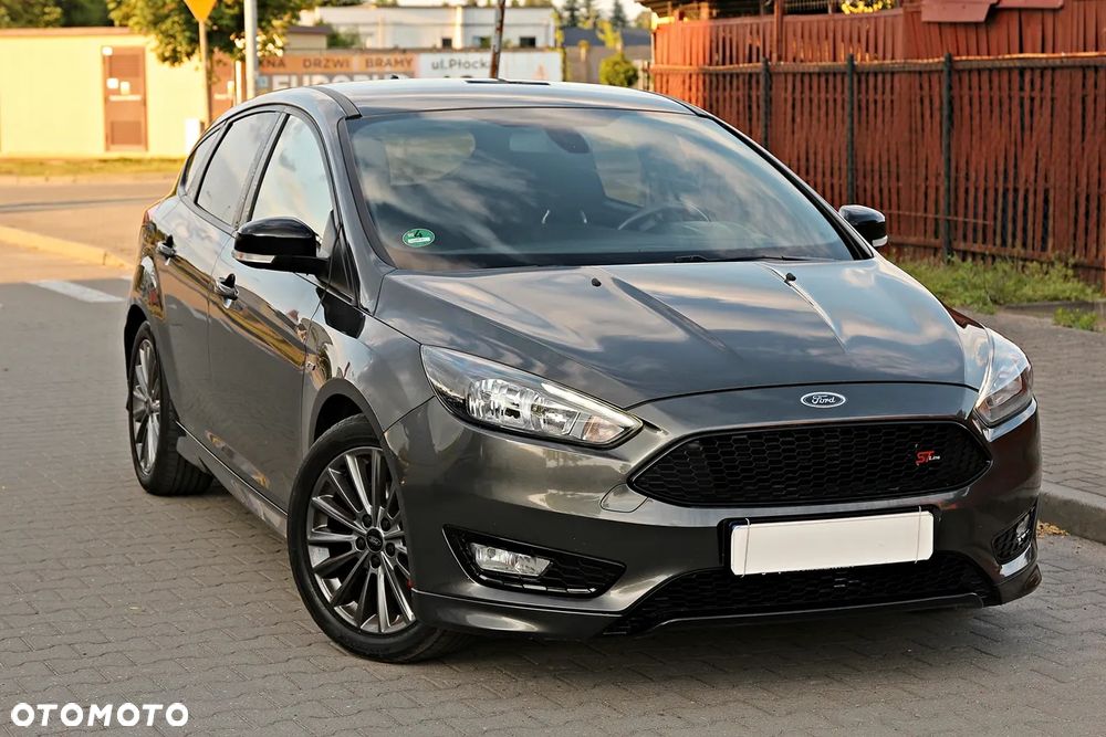 Ford Focus 1.0 EcoBoost Start-Stopp-System ST-LINE X - 2
