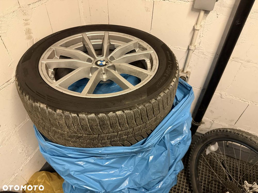 BMW Seria 3 320d xDrive M Sport sport - 36