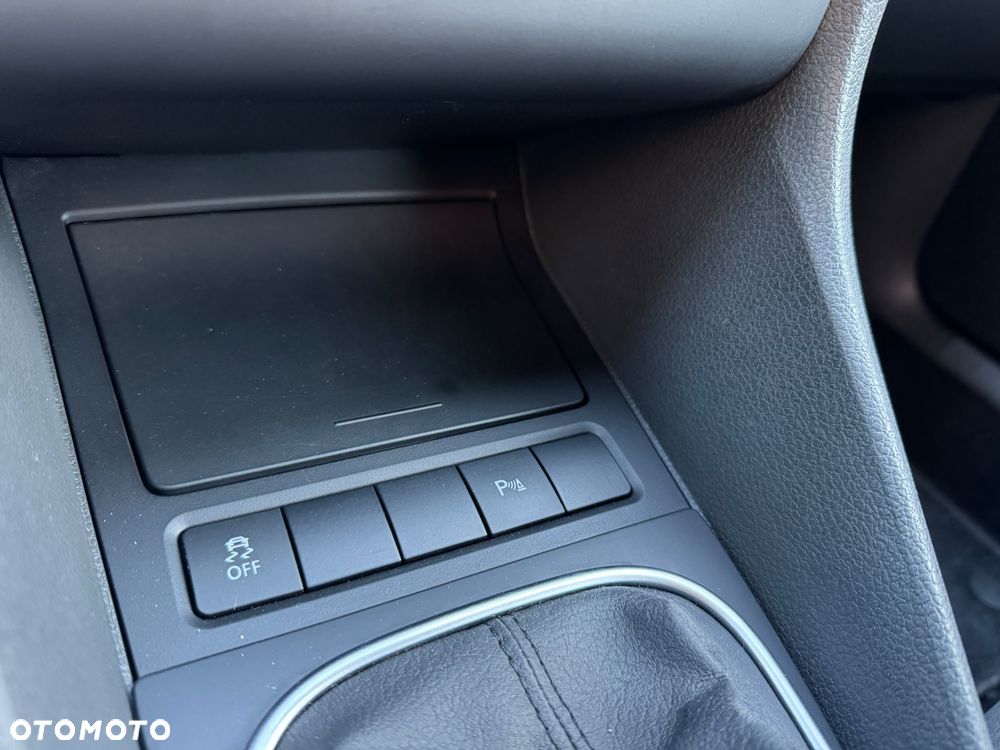 Volkswagen Golf 1.6 TDI DPF Style - 20