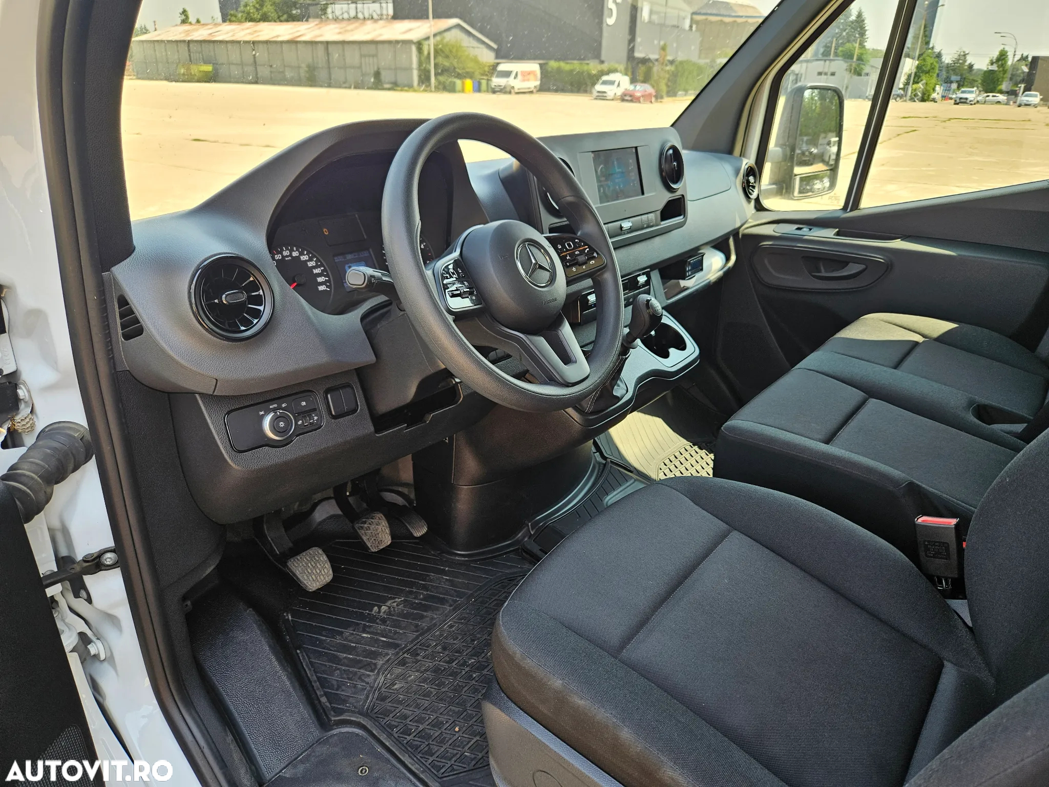 Mercedes-Benz SPRINTER - 7