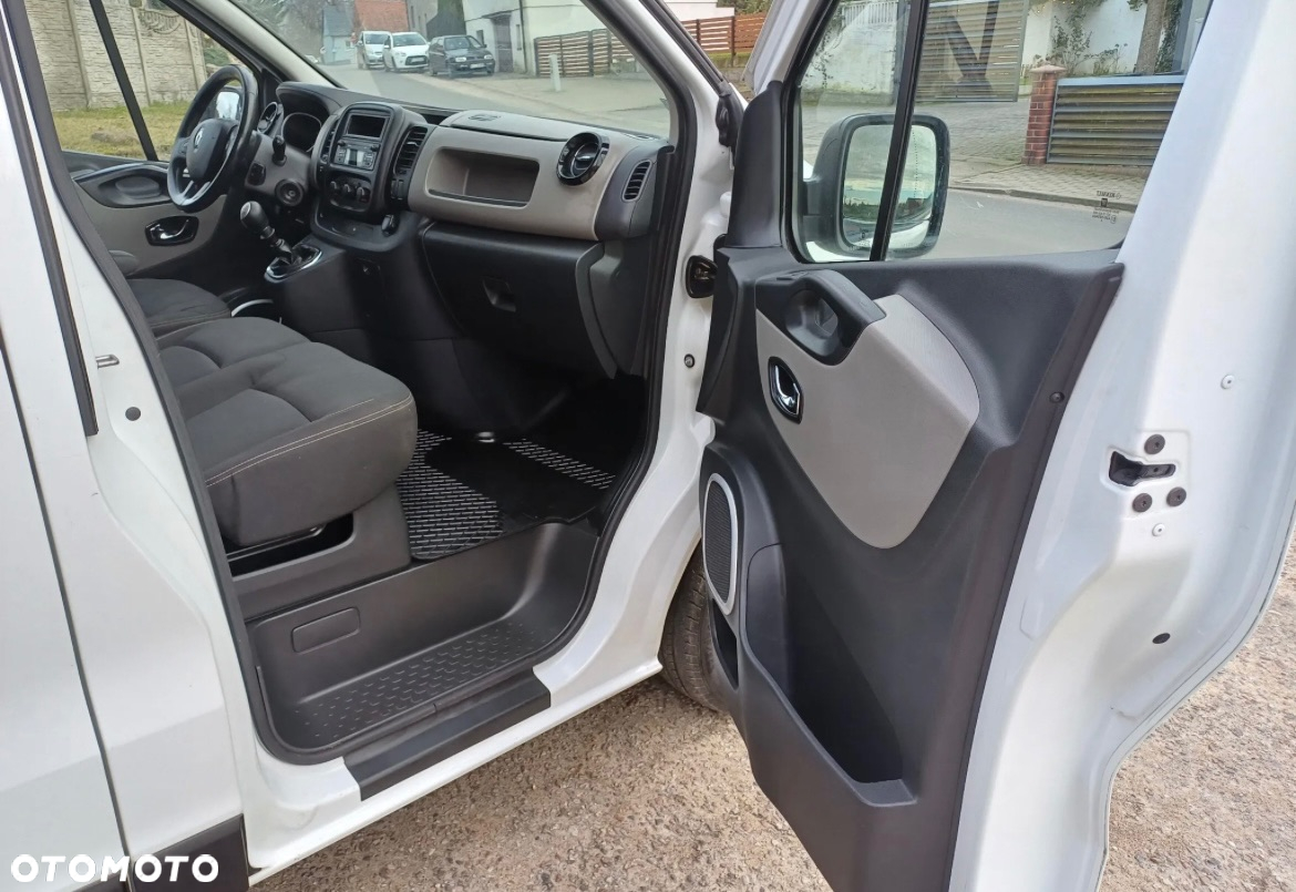 Renault Trafic - 10