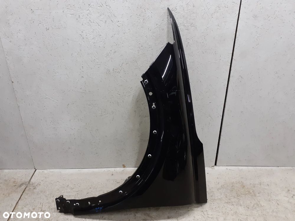 BŁOTNIK PRZEDNI PRZÓD LEWY AUDI Q4 89A - 1