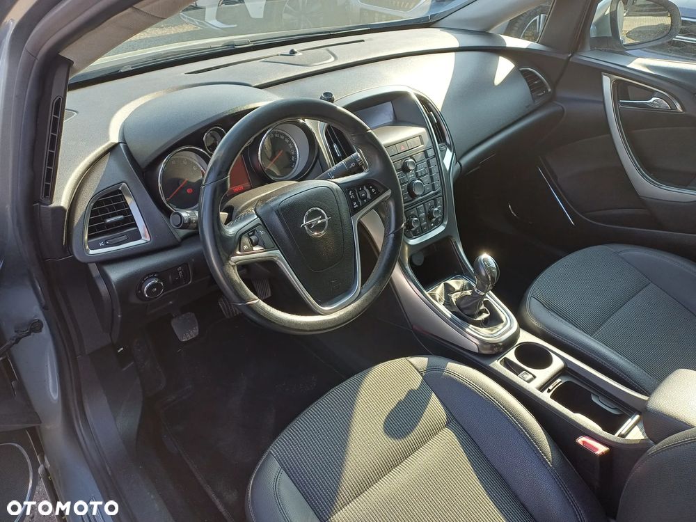 Opel Astra 1.4 Turbo Cosmo - 15