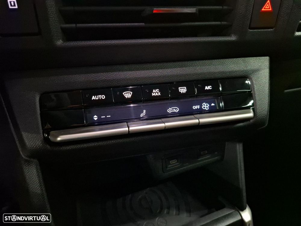 Opel Frontera 1.2 Hybrid GS eDCT - 19