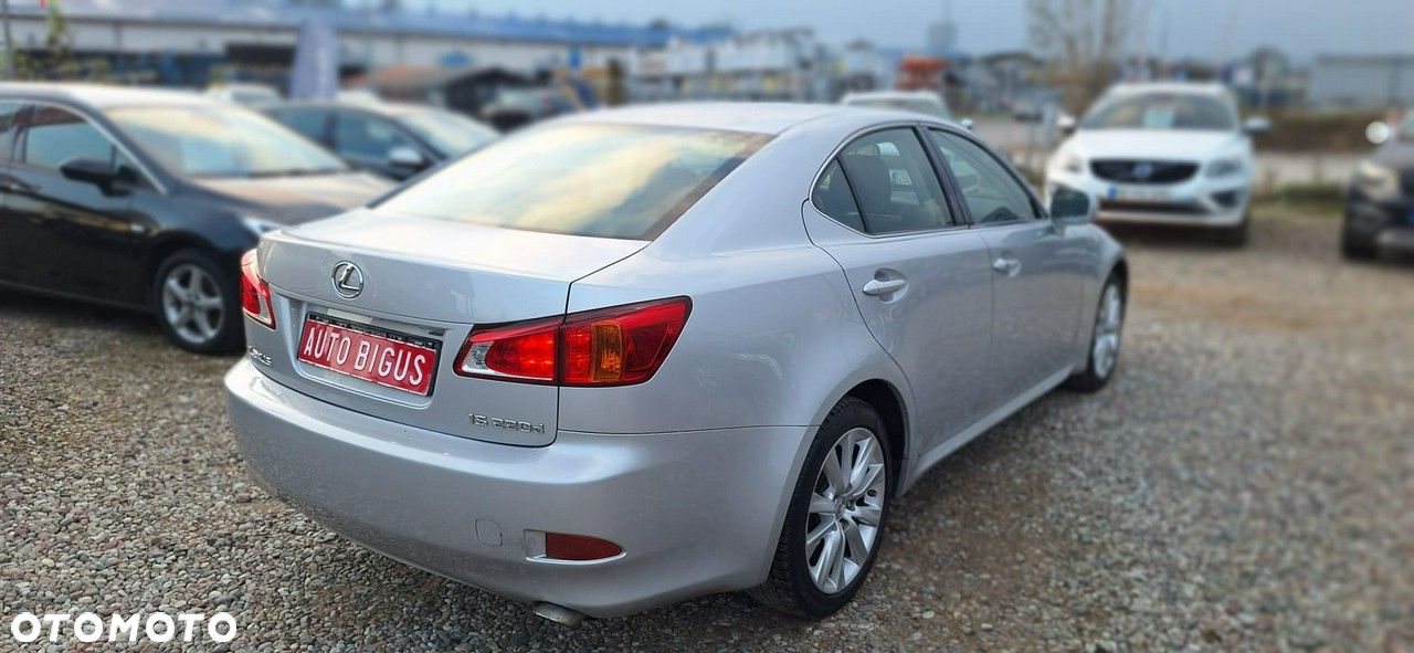 Lexus IS - 6
