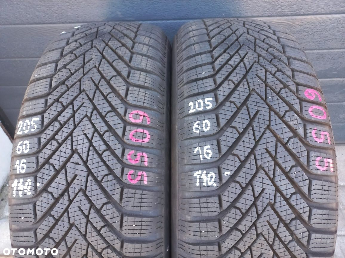Opony zimowe Pirelli 205/60/16 96H - JAK NOWE! - 2