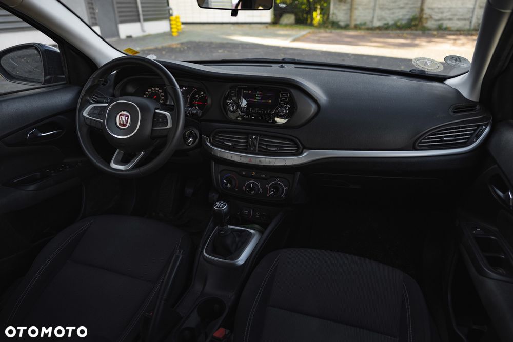 Fiat Tipo 1.4 T-Jet Business Line - 25