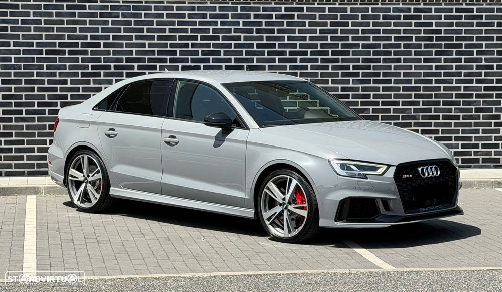 Audi RS3 Limousine S tronic - 3