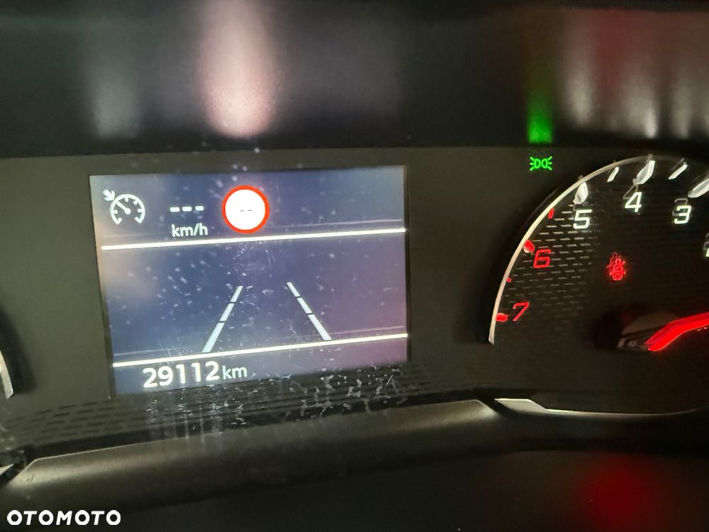 Peugeot 2008 PureTech 100 Stop&Start Allure Pack - 22