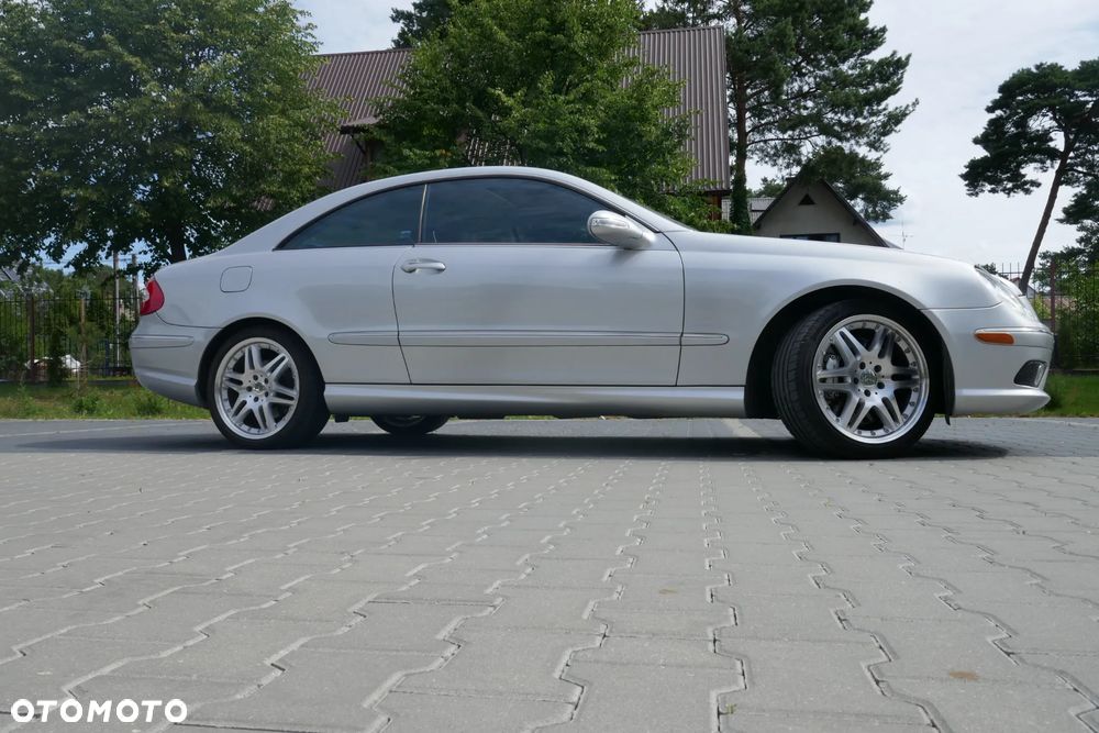 Mercedes-Benz CLK - 4