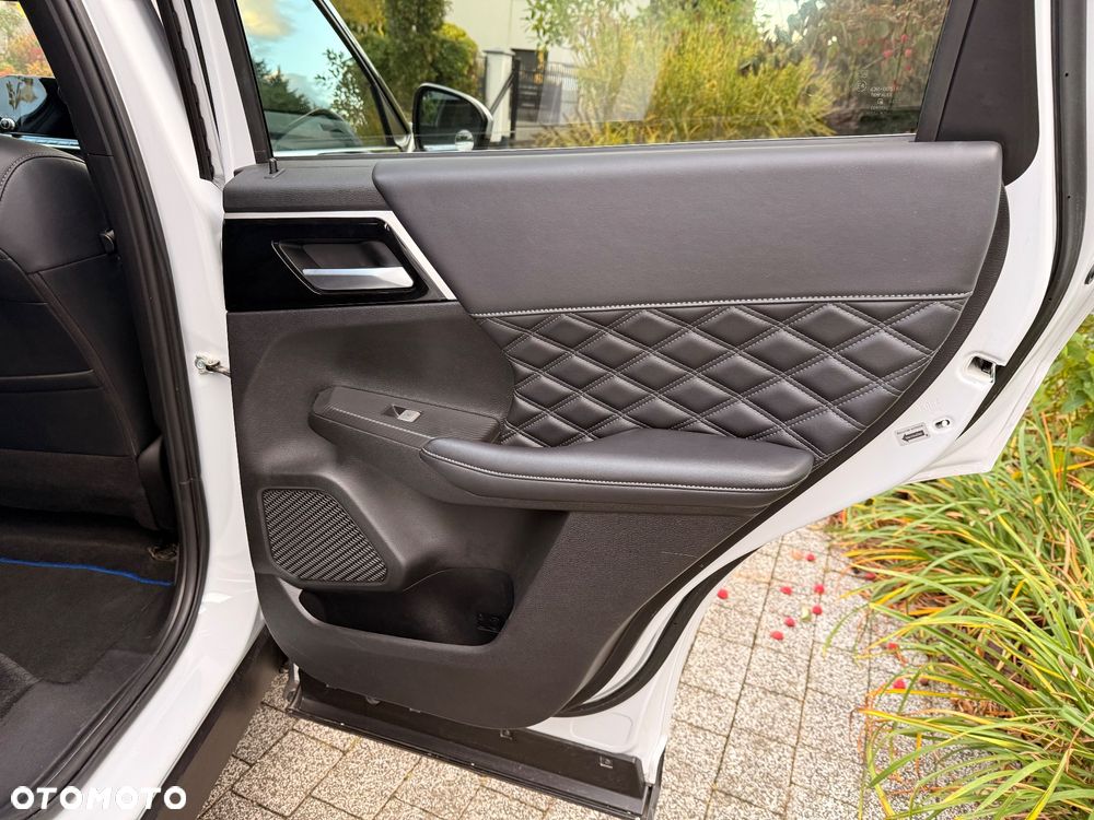 Mitsubishi Outlander - 14