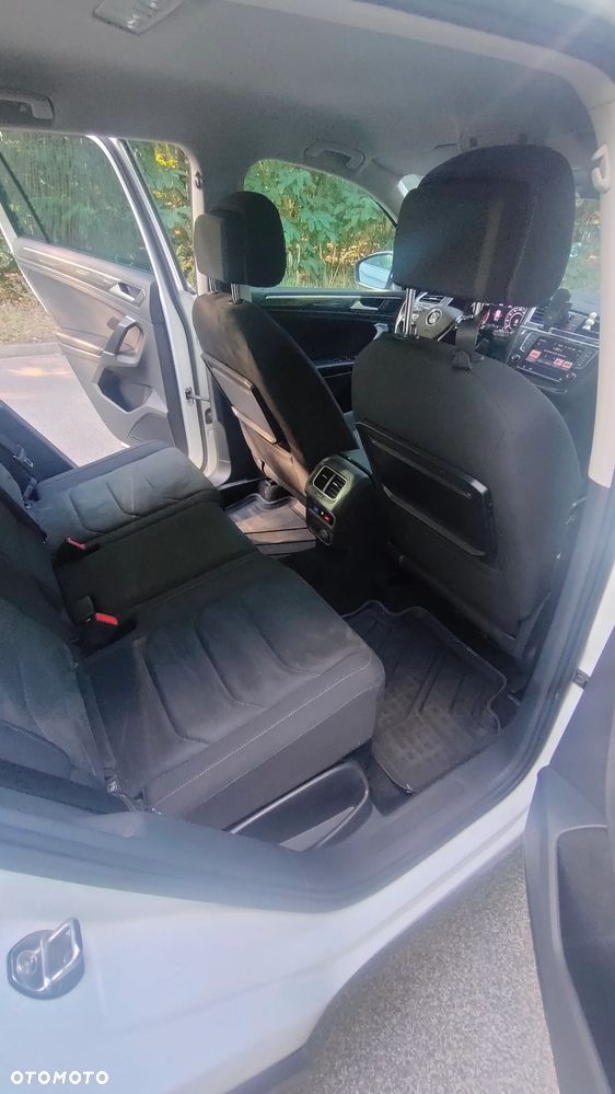 Volkswagen Tiguan - 17