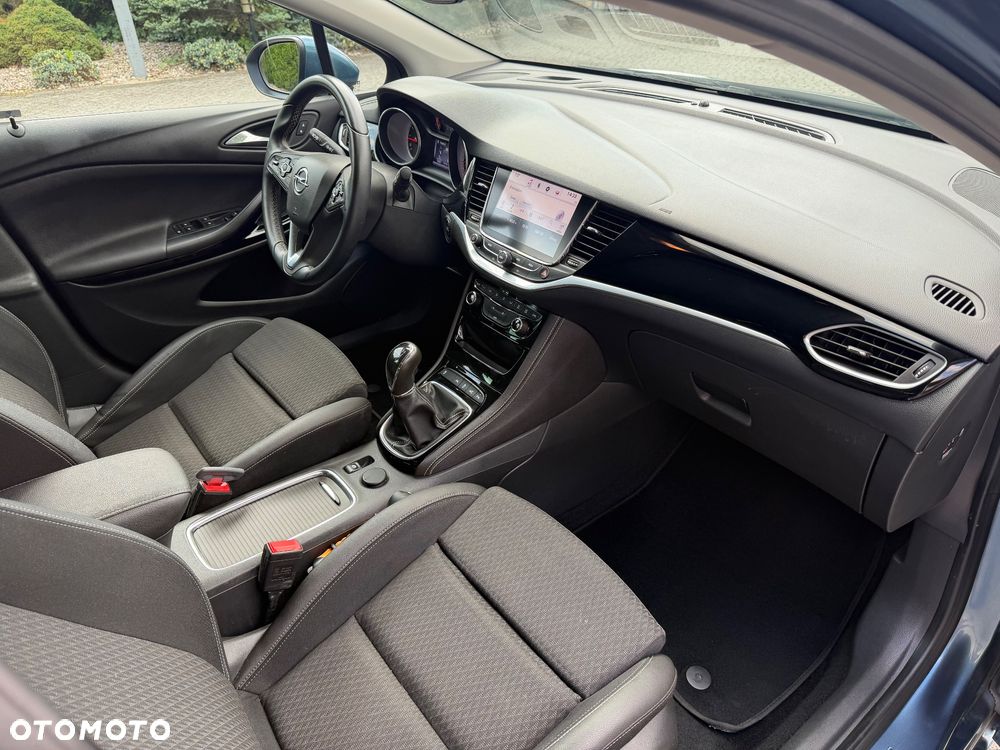 Opel Astra 1.4 Turbo Innovation - 25