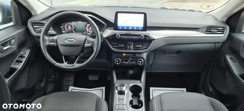 Ford Kuga 2.0 EcoBlue 4x4 TITANIUM - 24