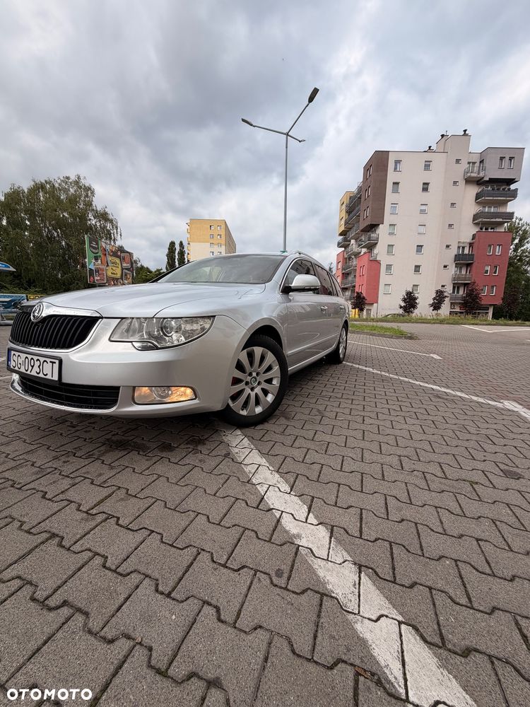 Skoda Superb 2.0 TDI Active DSG - 9