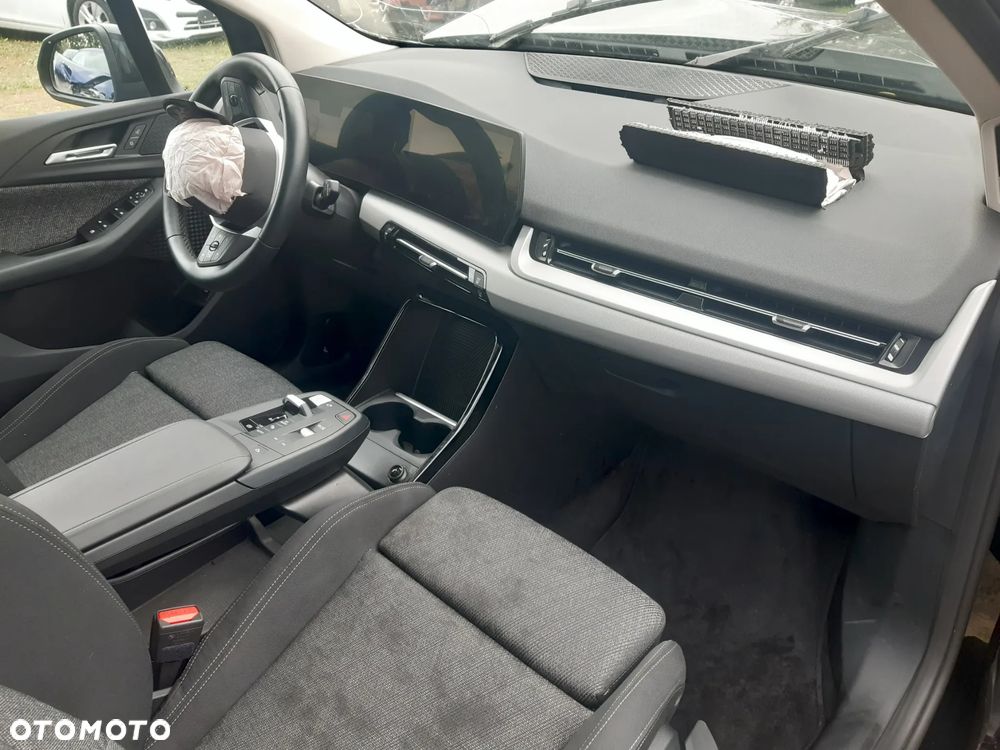 BMW Seria 2 218i Advantage - 12