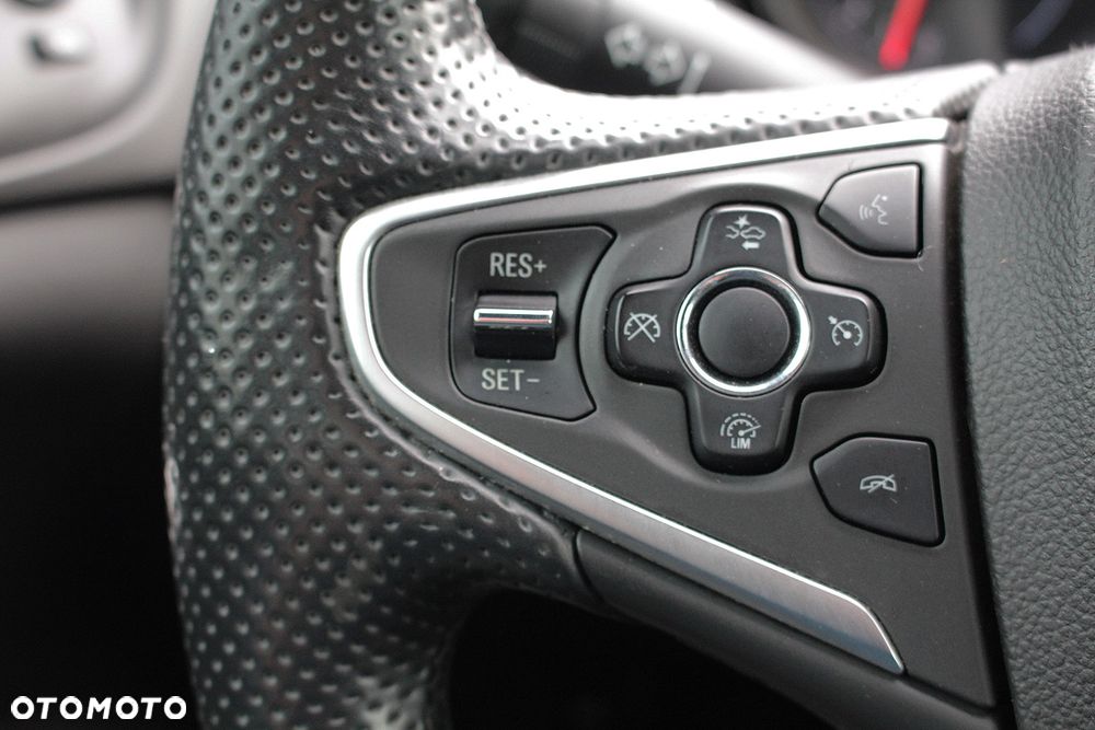 Opel Insignia 1.4 Turbo ecoFLEX Start/Stop Business Innovation - 25