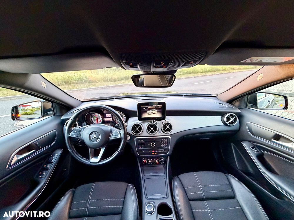 Mercedes-Benz GLA 220 d 7G-DCT - 28