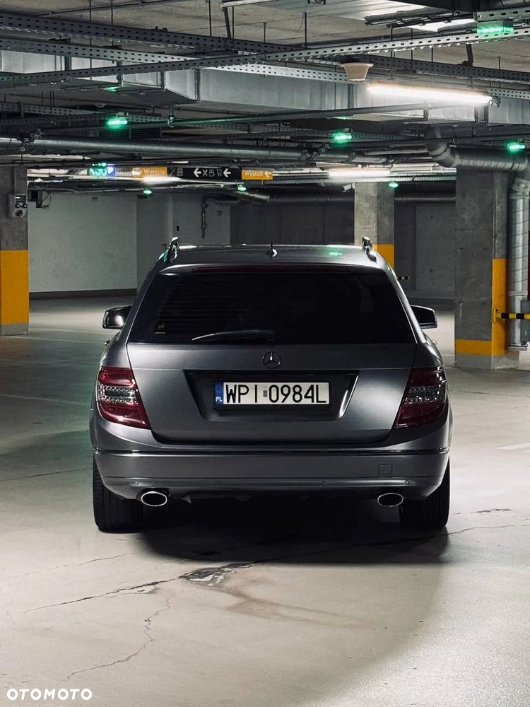 Mercedes-Benz Klasa C 350 T CDI DPF 4Matic 7G-TRONIC BlueEFFICIENCY Elegance - 6