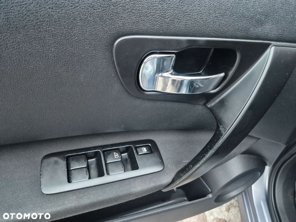 Nissan Qashqai 1.6 visia - 20
